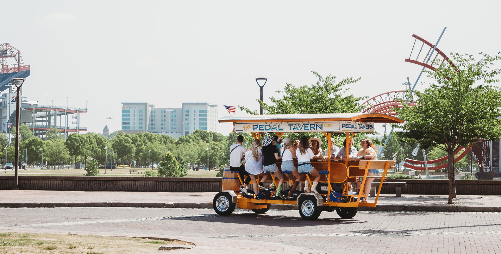 Nashville Pedal Tavern - Downtown Broadway Sightseeing